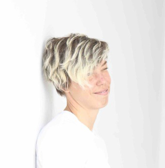 Franzi Rockzz Singer Songwriter